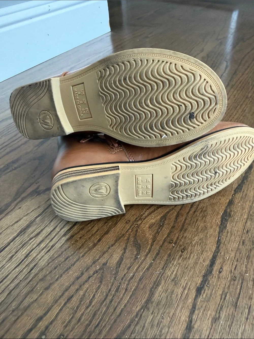 Classic Tan Kids Ankle Boots size 3